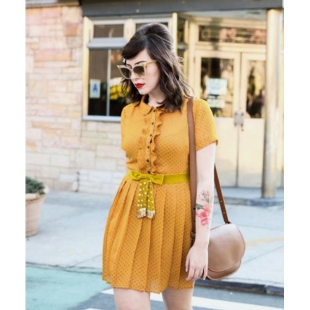 Forever 21 Polka Dot Pleated Ruffle Shirt Dress Mustard Yellow Womens Small